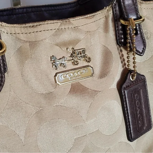 Coach Mia Op Art Beige Gold Shoulder Bag 15758 - Picture 3 of 16